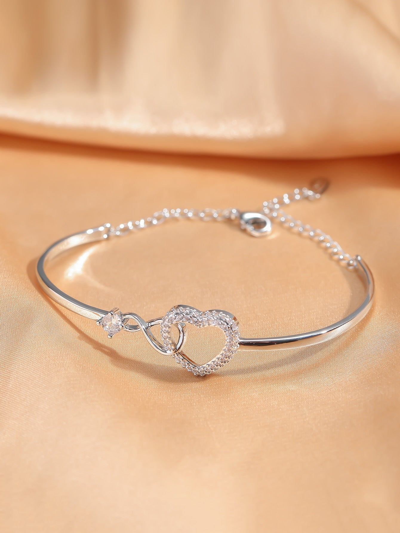 Gold Heart Bracelet – Adjustable Dainty Bracelet for Women
