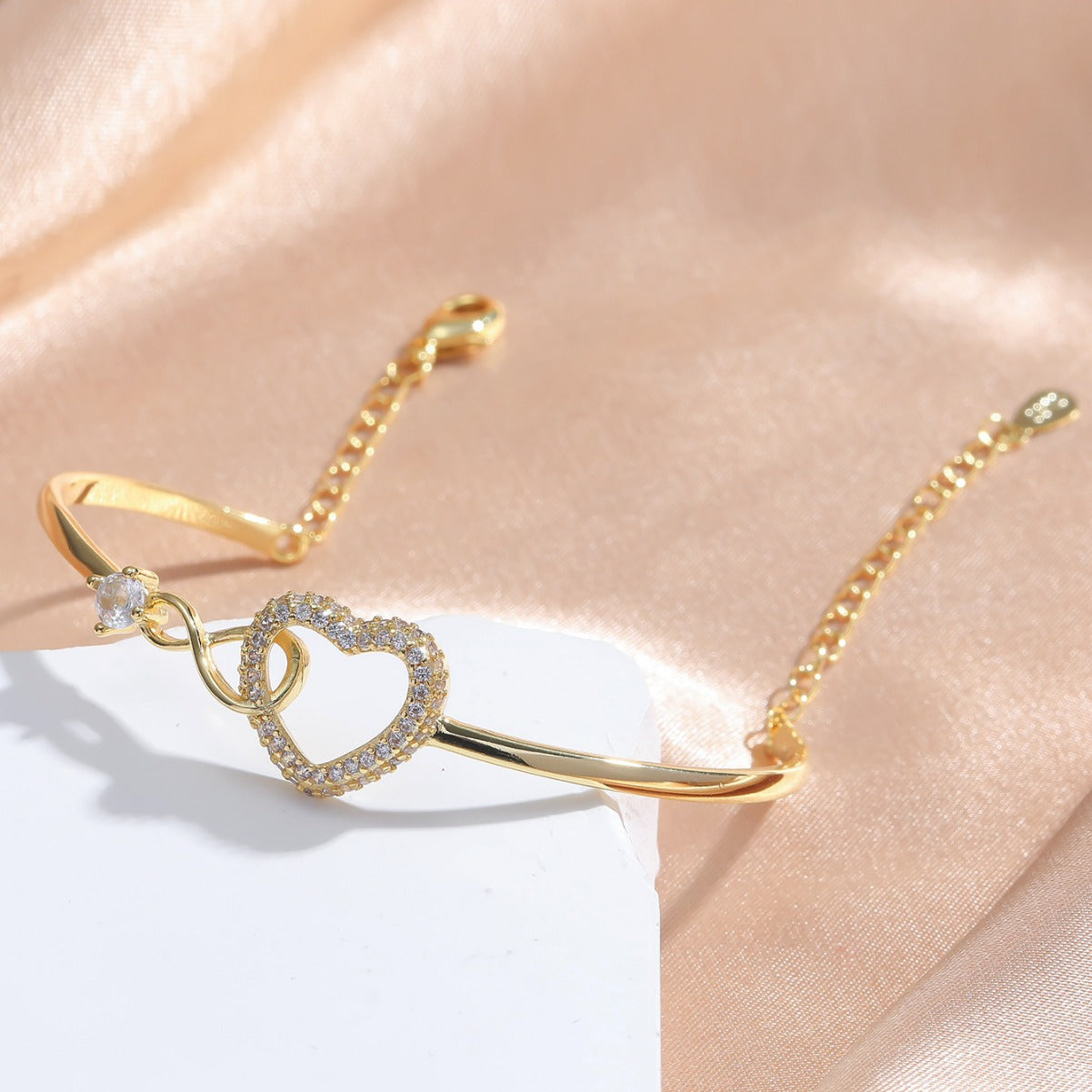 Gold Heart Bracelet – Adjustable Dainty Bracelet for Women